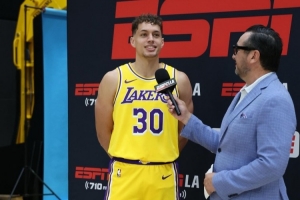 蜘蛛直播-蜘蛛直播nba高清无插件_蜘蛛直播nba免费高清现场转播