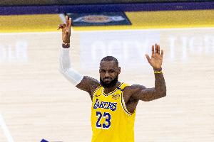 蜘蛛直播-专业体育直播_五大联赛_NBA直播_足球直播