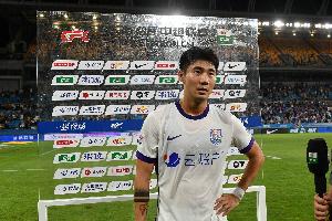 季胜攀:英雄不英雄的其实对我并不重要,能帮到球队才是最重要的
