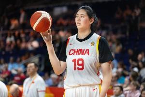 可圈可点!中国女篮首节20-25仅落后法国女篮5分 韩旭独得8分