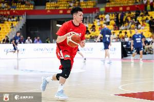 能攻善传!庞峥麟6中2贡献11分4板7助 正负值+25